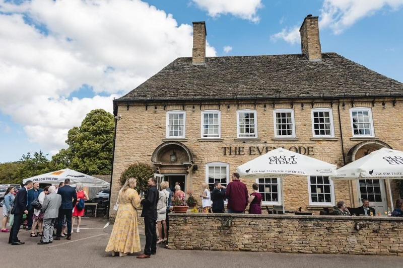 The Evenlode Hotel Eynsham エクステリア 写真